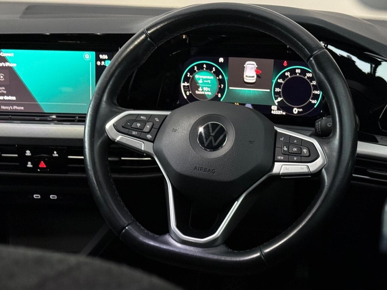 Volkswagen Golf thumbnail Steering Wheel