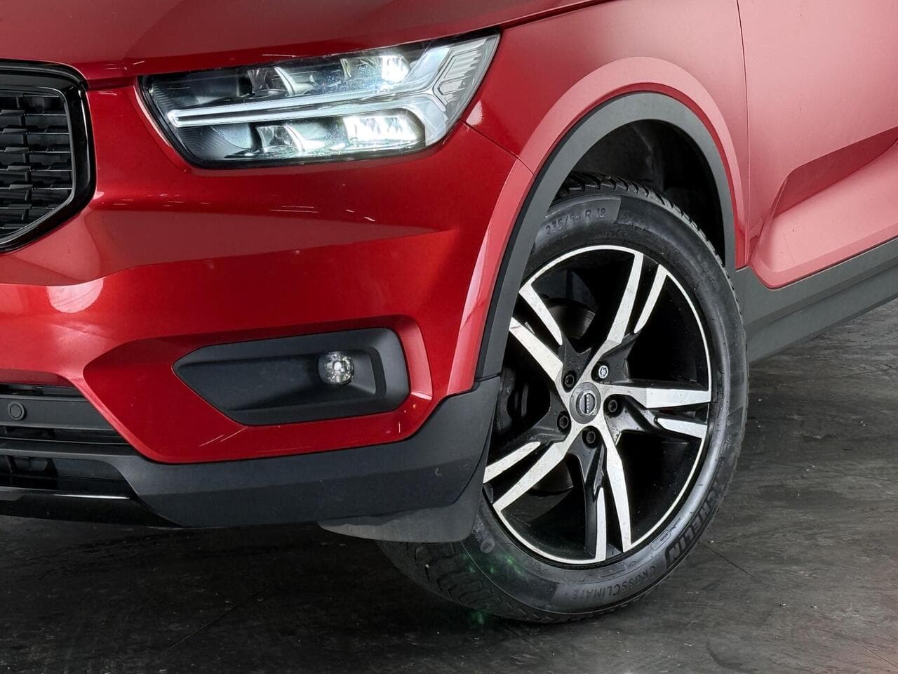 Volvo XC40 thumbnail Wheel