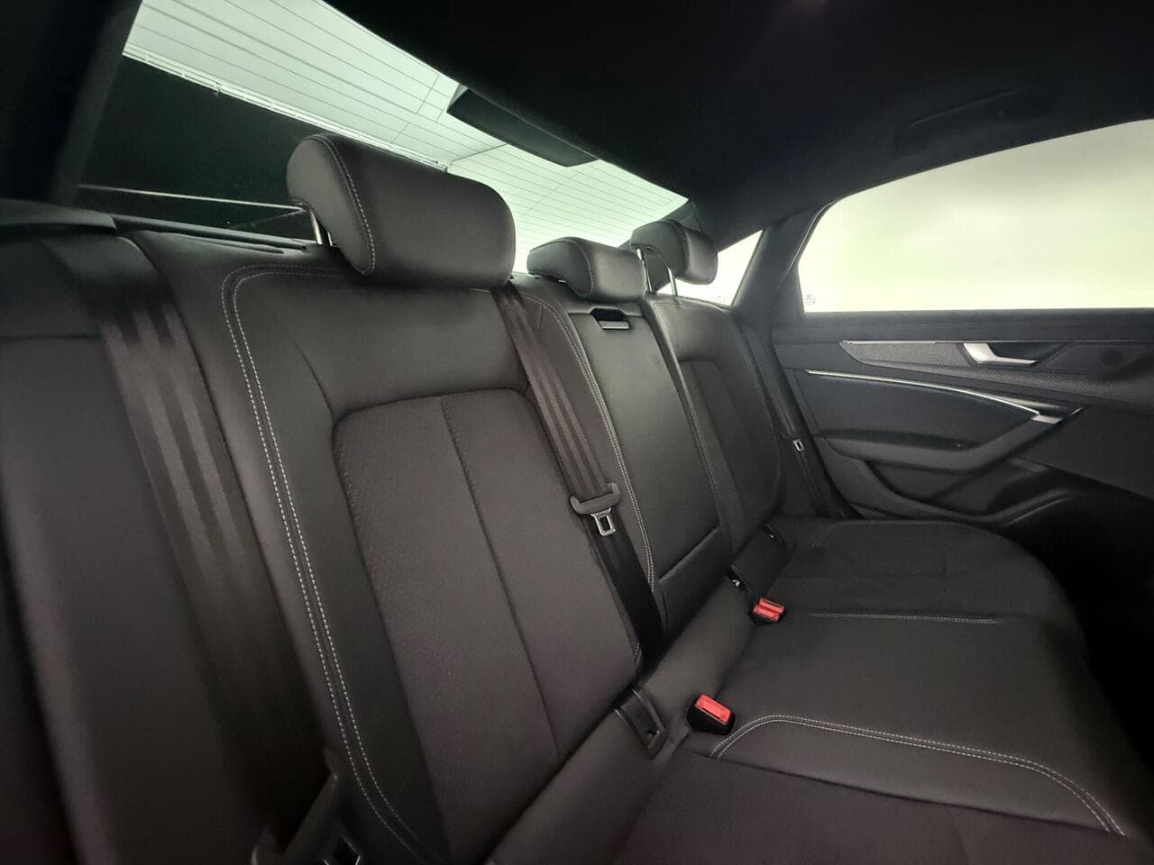 Audi A6 Saloon thumbnail Seats Rear