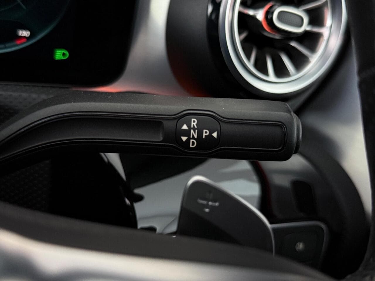 Mercedes-Benz CLA thumbnail Misc Controls