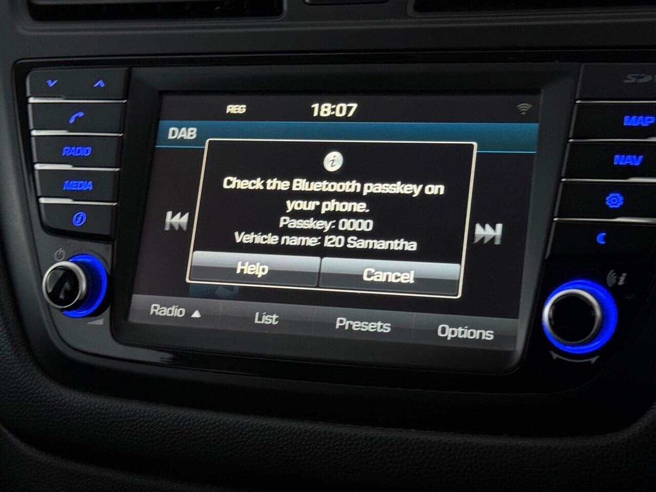 Hyundai i20 thumbnail Infotainment System