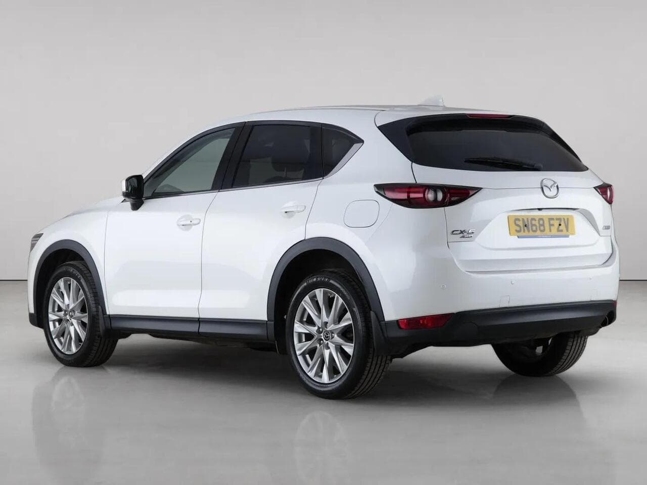 Mazda CX-5 thumbnail Rear Left