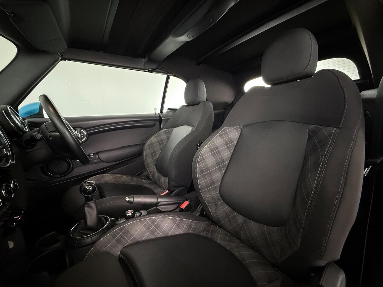 MINI Convertible thumbnail Seat Front Passenger