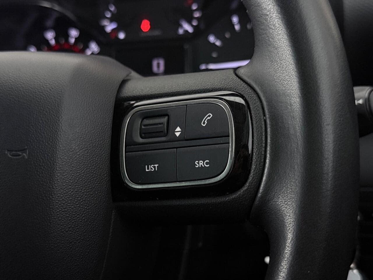 Citroen C3 Aircross thumbnail Misc Controls