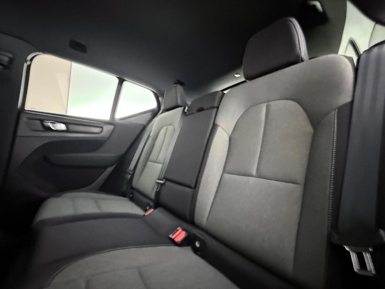 Volvo XC40 thumbnail Seats Rear