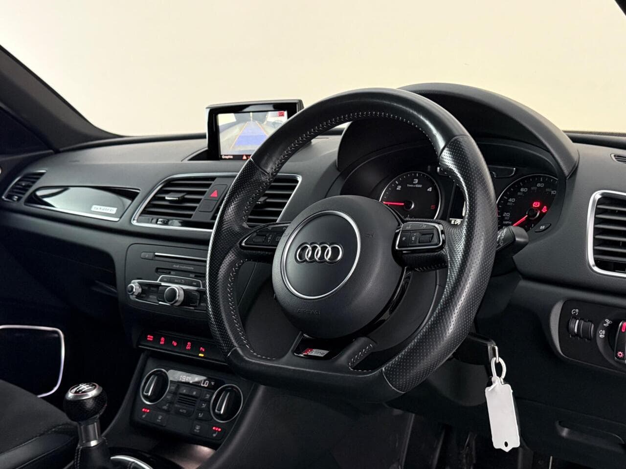 Audi Q3 thumbnail Inconclusive