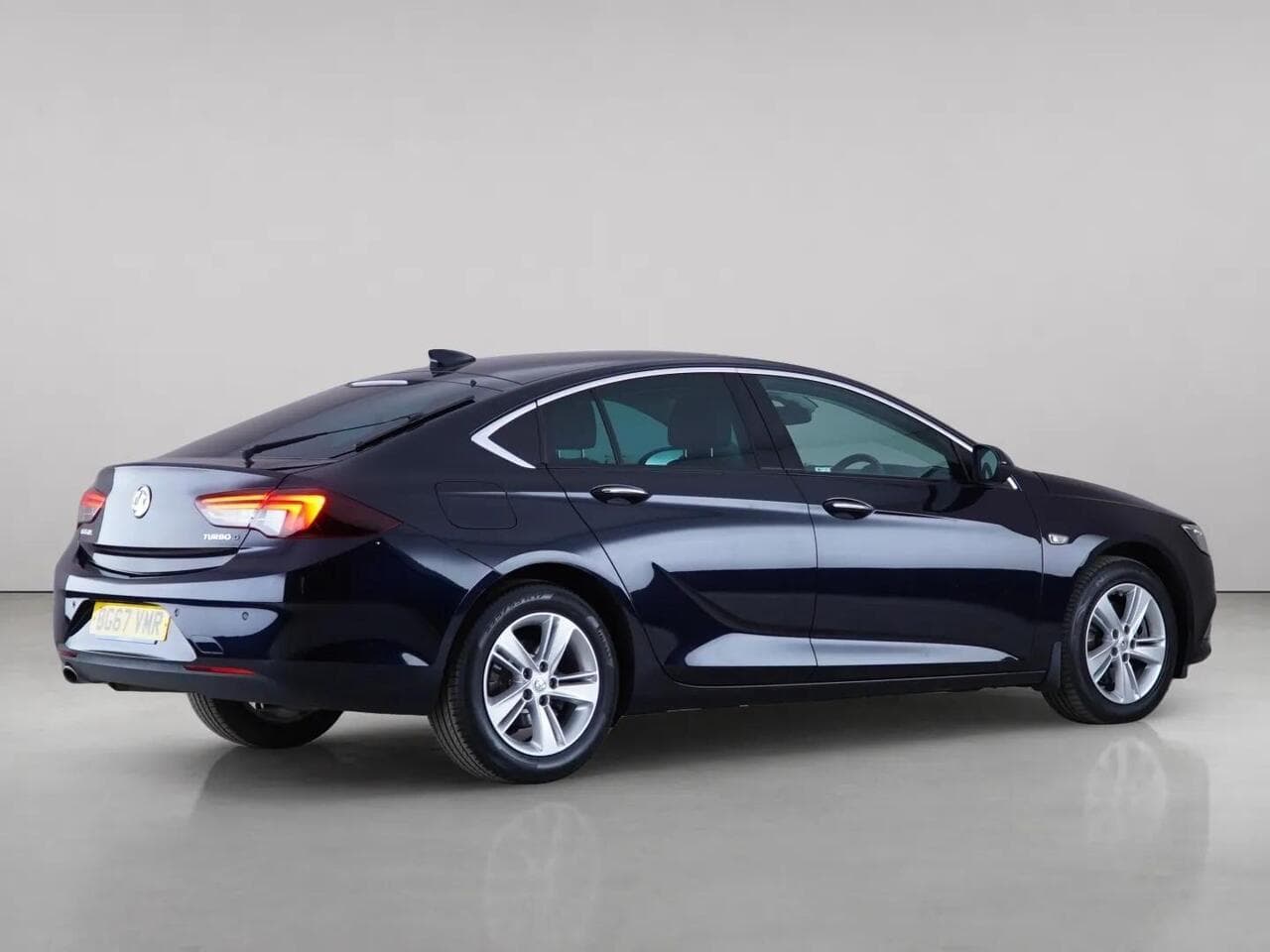 Vauxhall Insignia thumbnail Inconclusive
