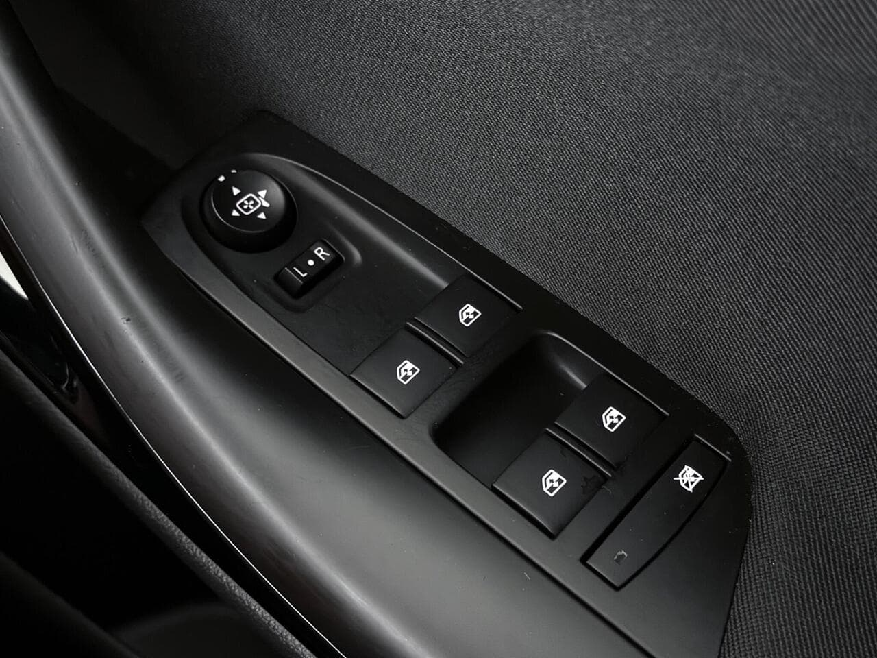 Vauxhall Astra thumbnail Misc Controls