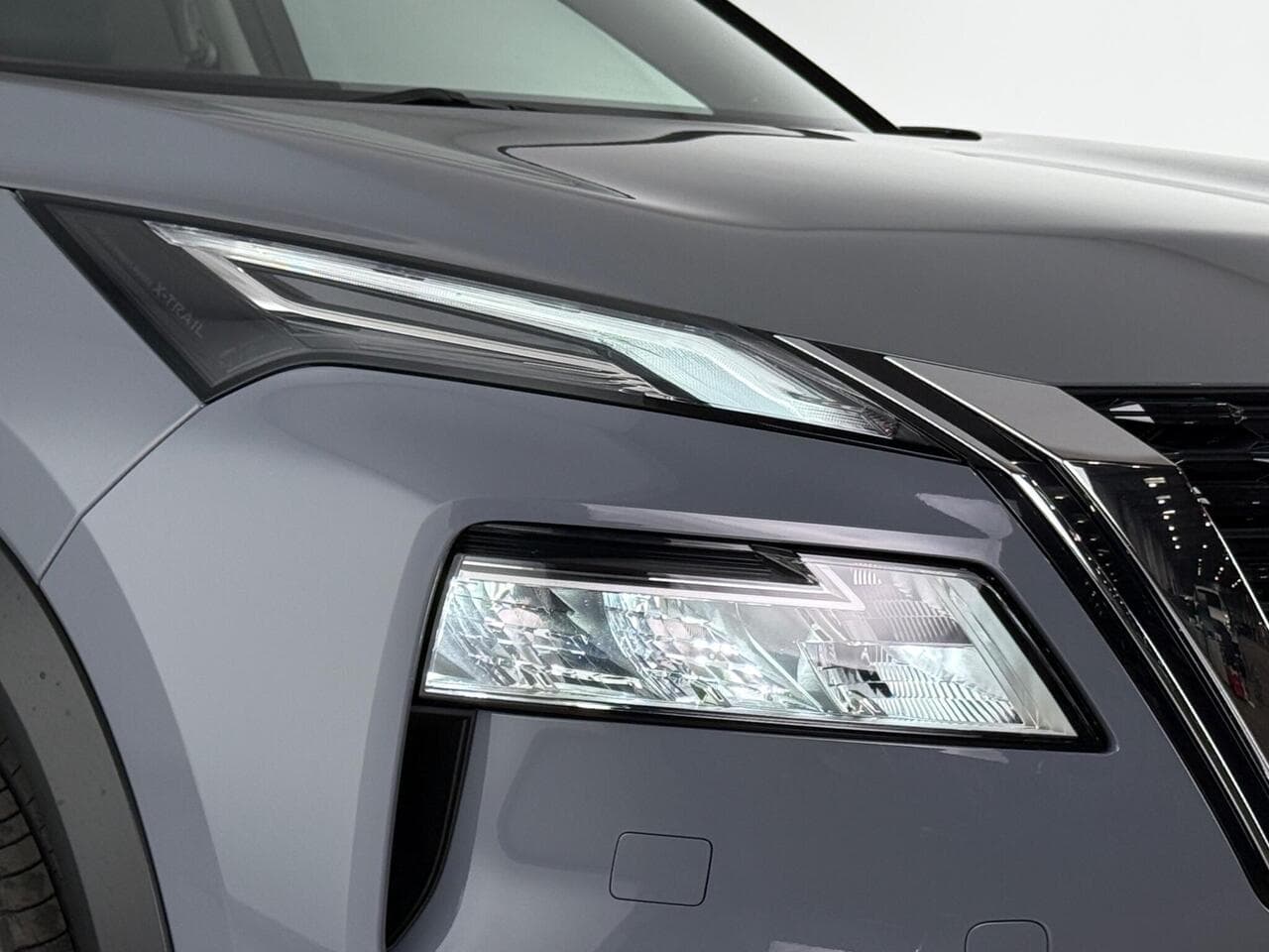 Nissan X-Trail thumbnail Lights Front