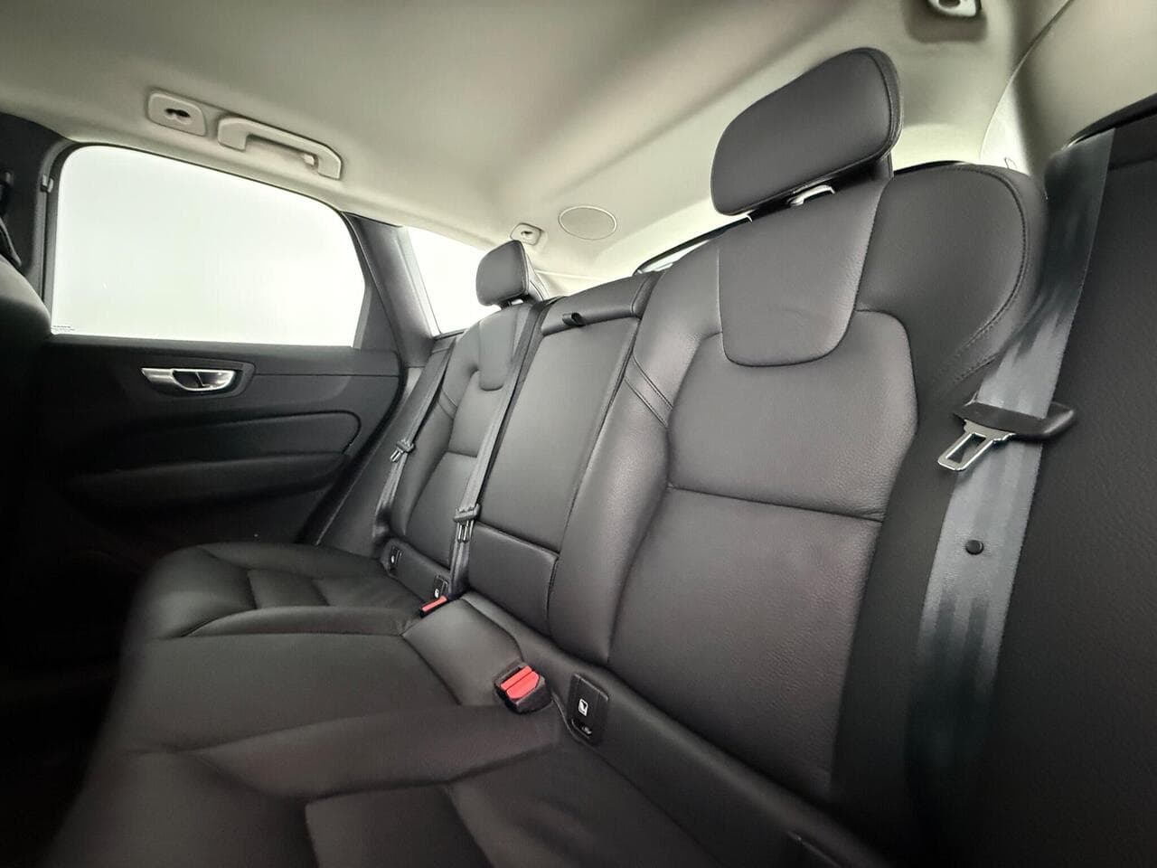 Volvo XC60 thumbnail Seats Rear