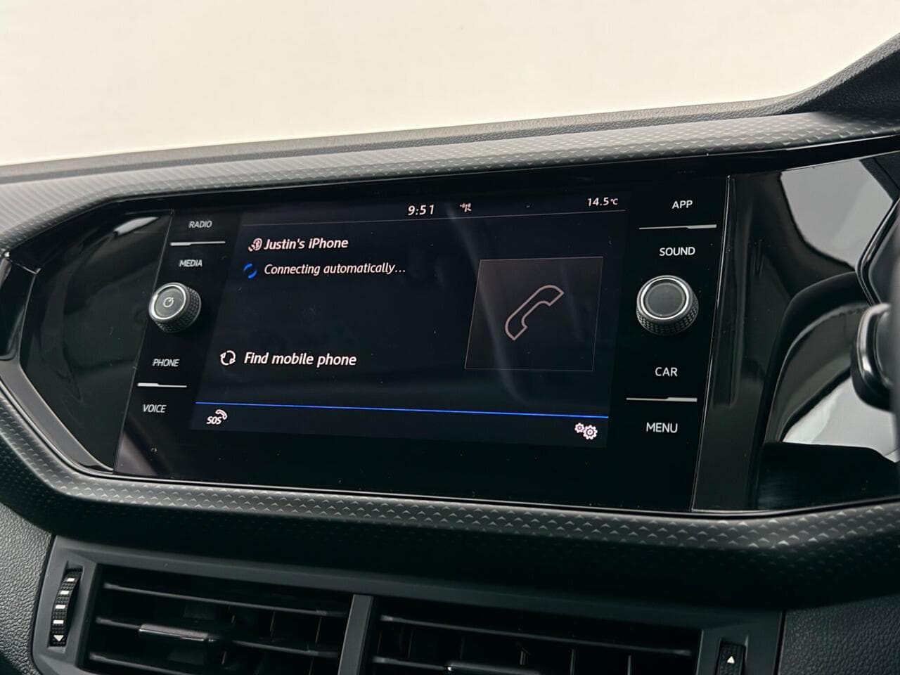 Volkswagen T-Cross thumbnail Infotainment System