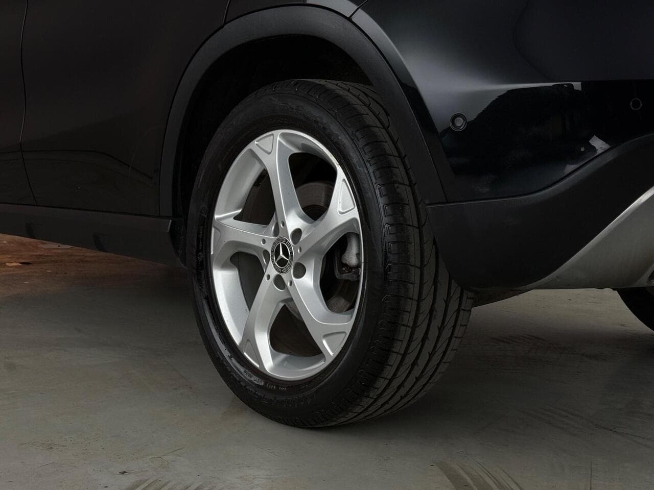 Mercedes-Benz GLA thumbnail Wheel