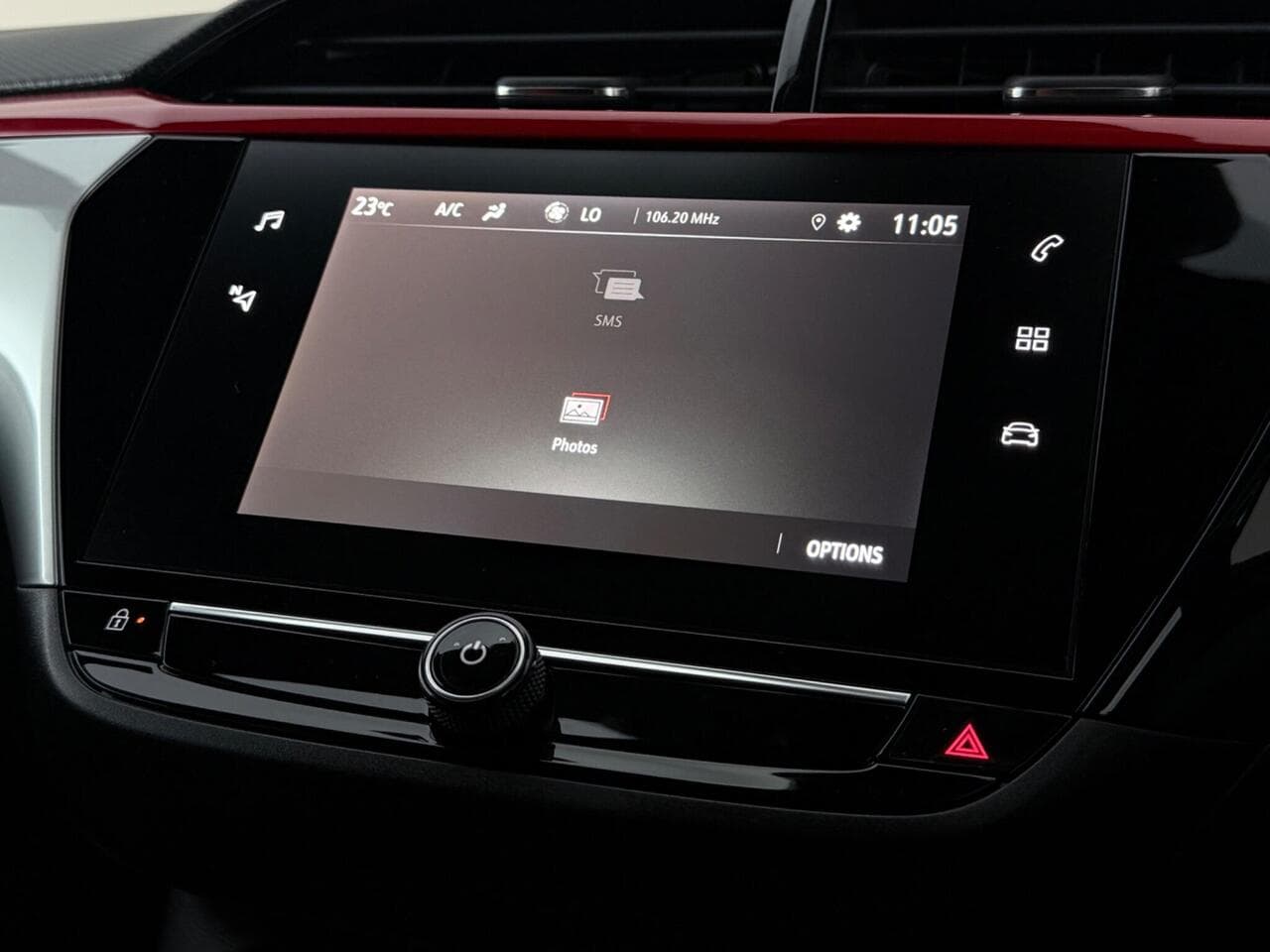 Vauxhall Corsa thumbnail Infotainment System