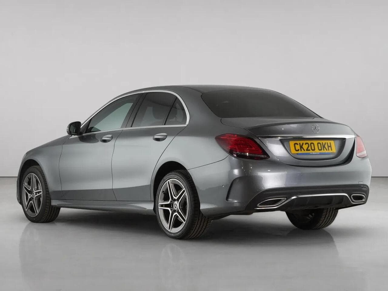 Mercedes-Benz C Class thumbnail Rear Left