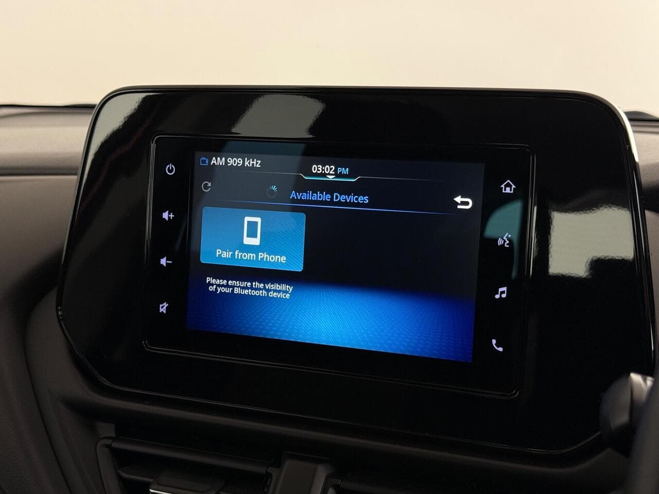 Suzuki S-Cross thumbnail Infotainment System