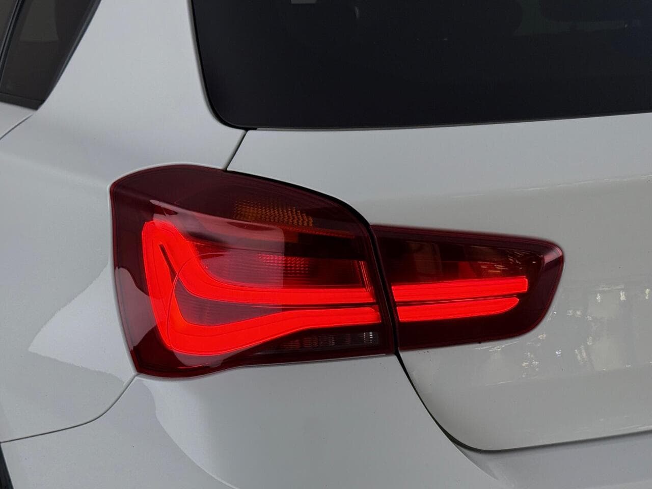 BMW 1 Series thumbnail Lights Rear
