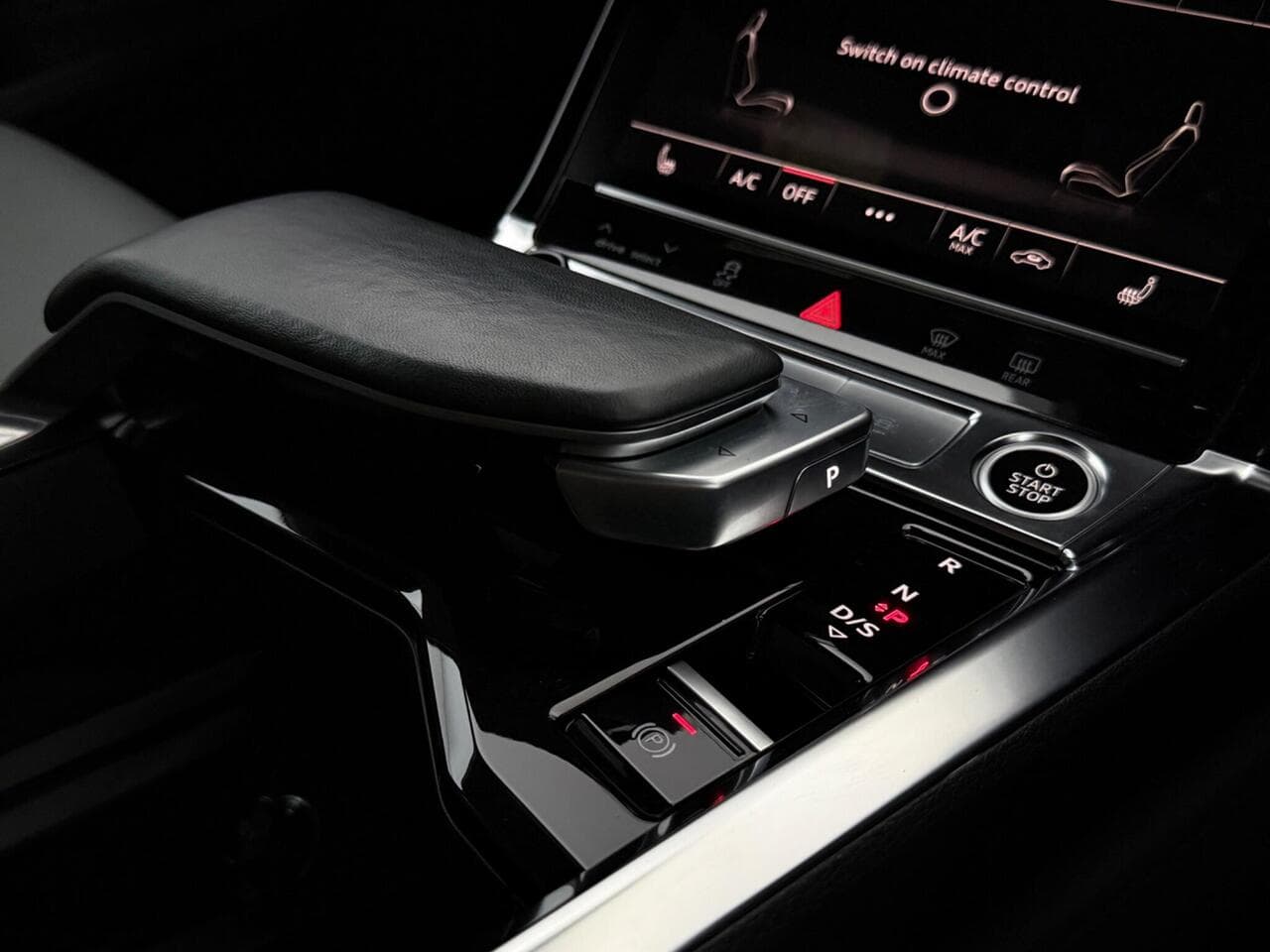 Audi e-tron thumbnail Inconclusive