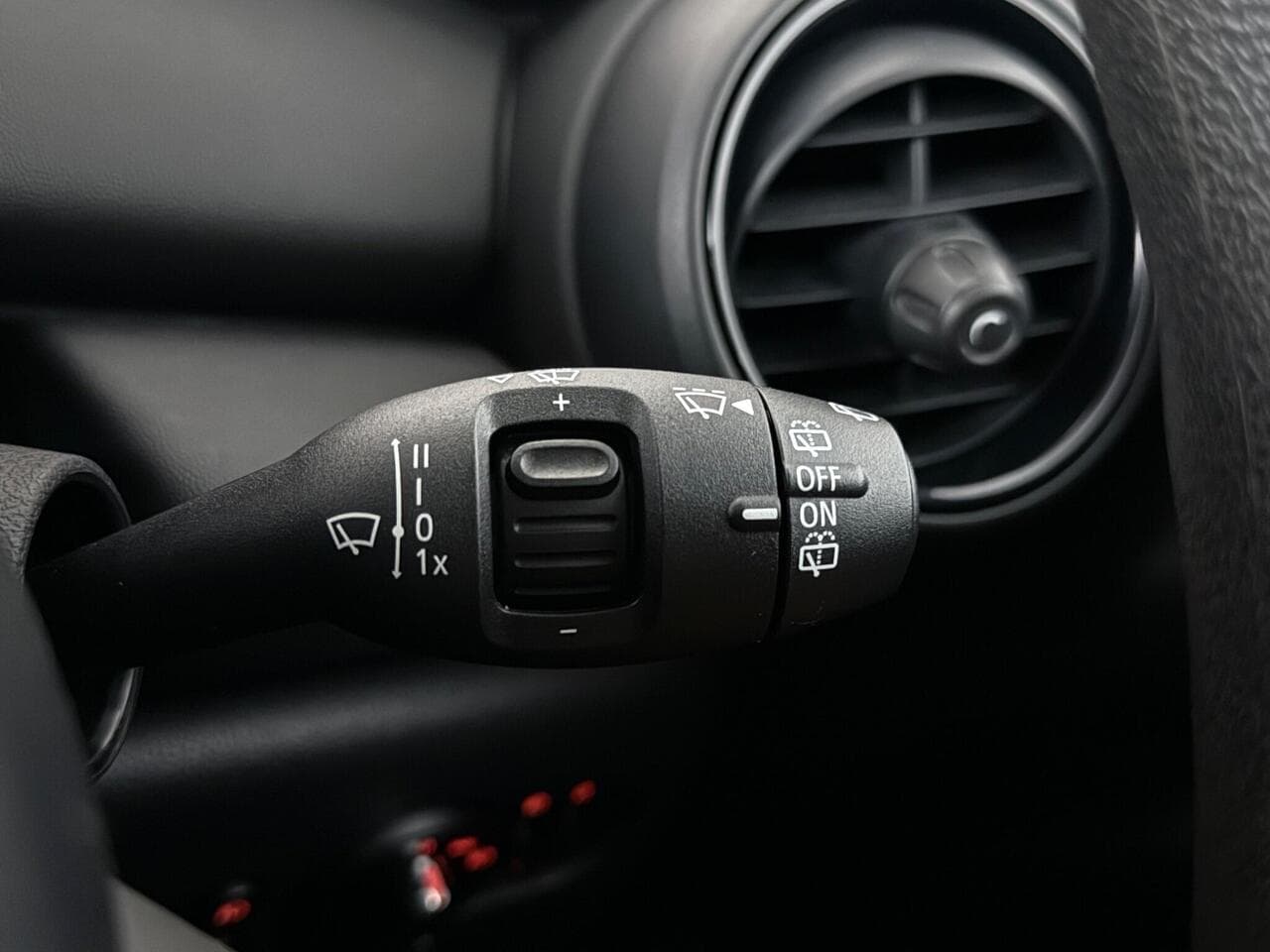 MINI Hatch thumbnail Misc Controls
