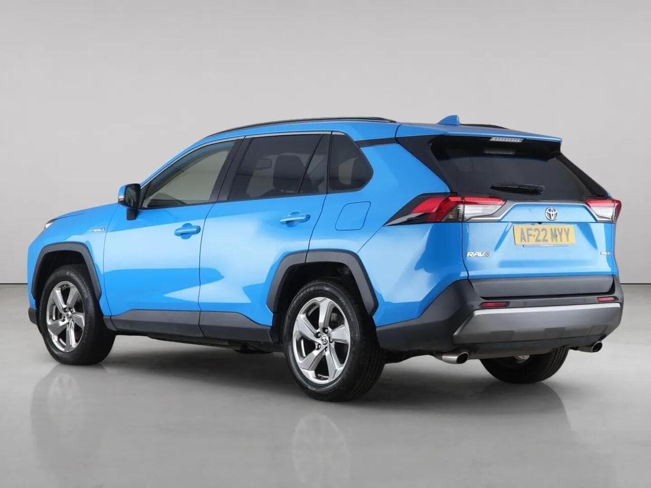 Toyota RAV4 thumbnail Rear Left