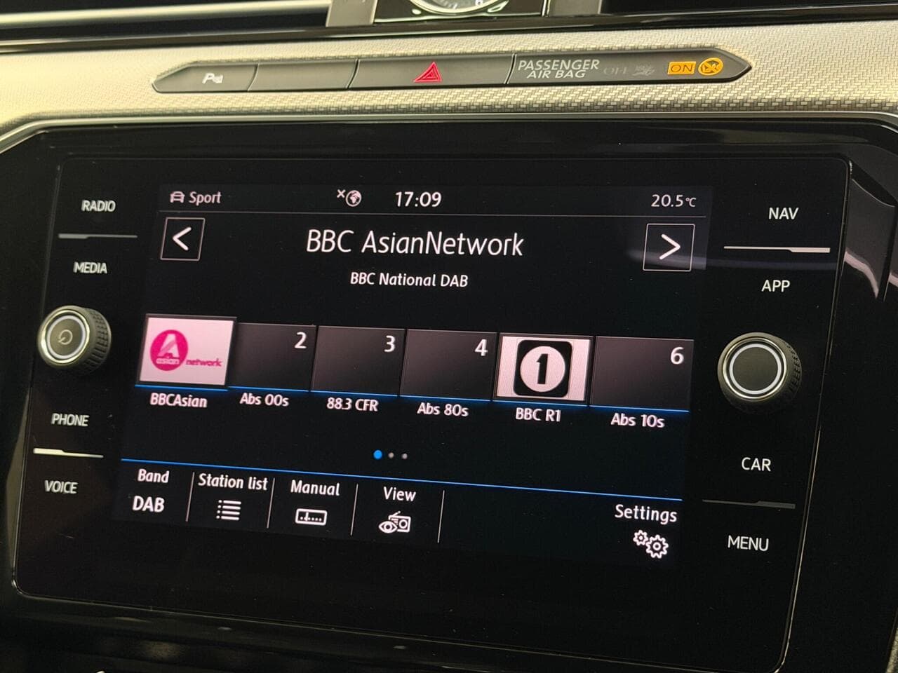 Volkswagen Arteon thumbnail Infotainment System