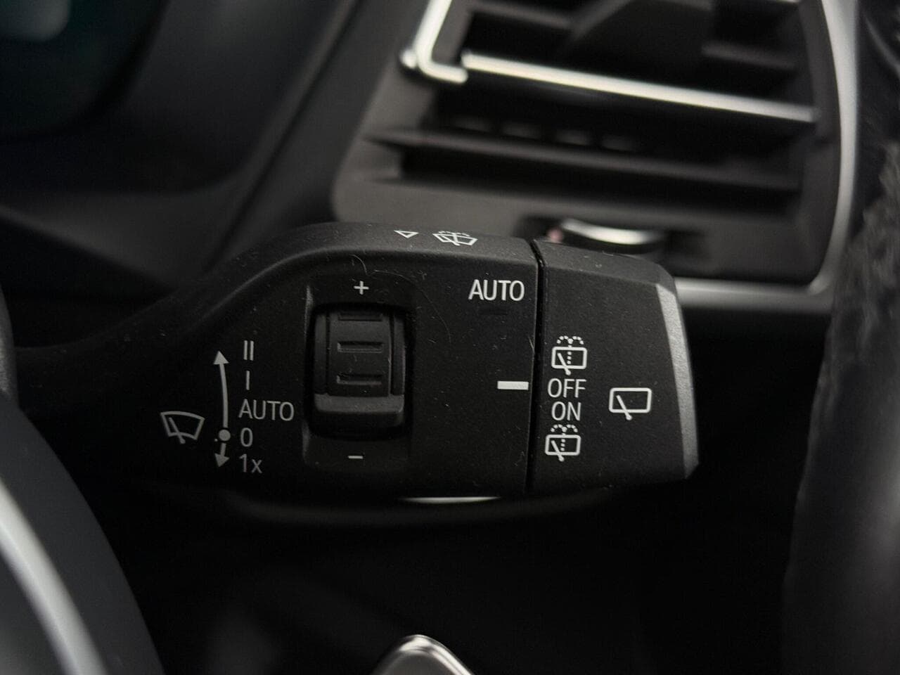 BMW X3 thumbnail Misc Controls