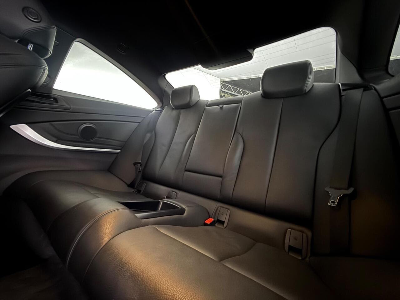 BMW 4 Series thumbnail Seats Rear