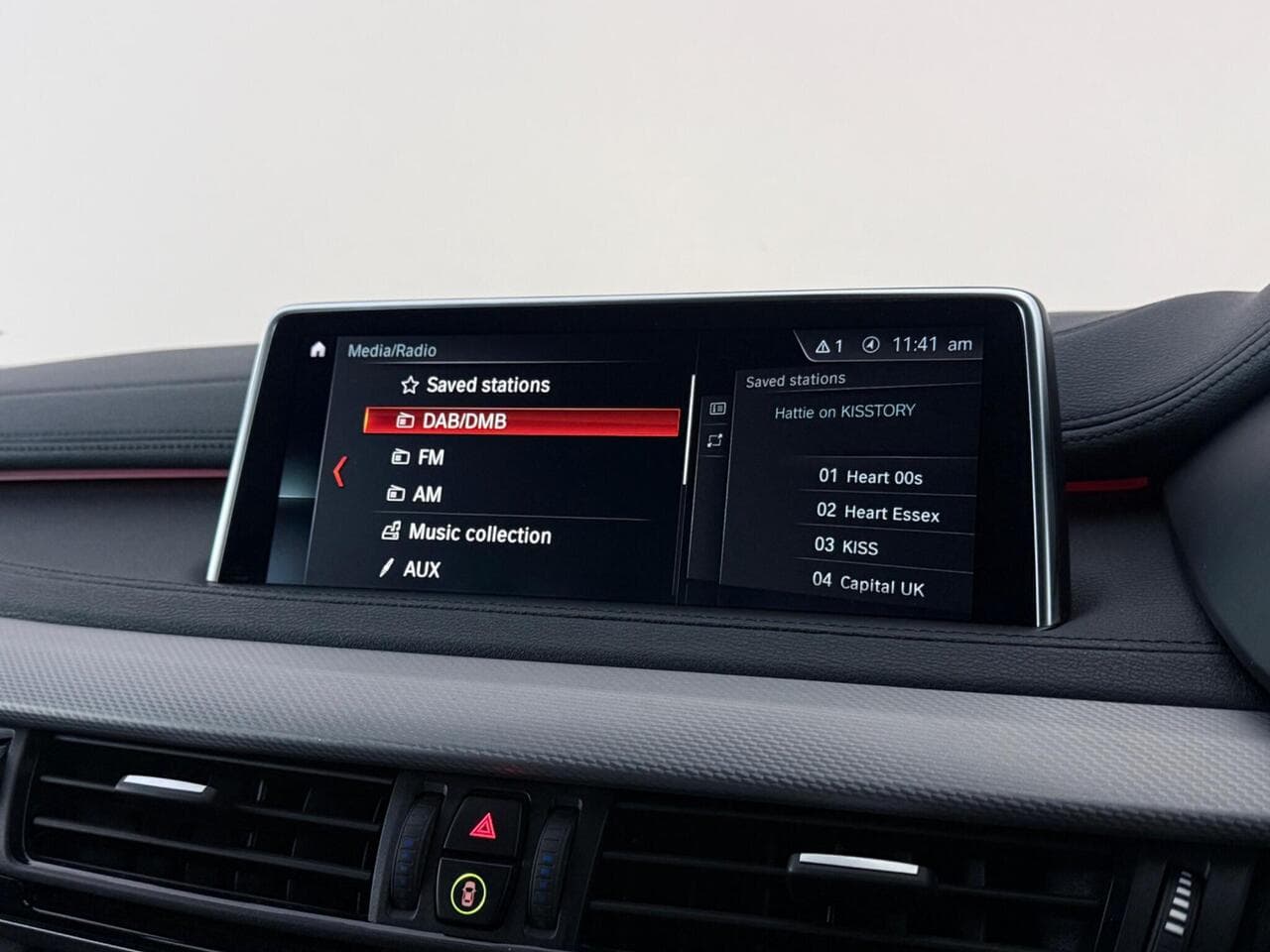BMW X6 thumbnail Infotainment System