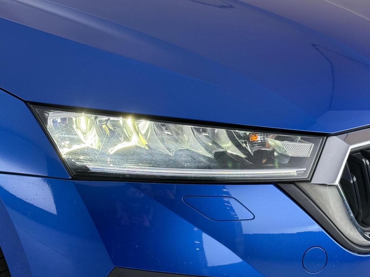 Skoda Octavia thumbnail Lights Front