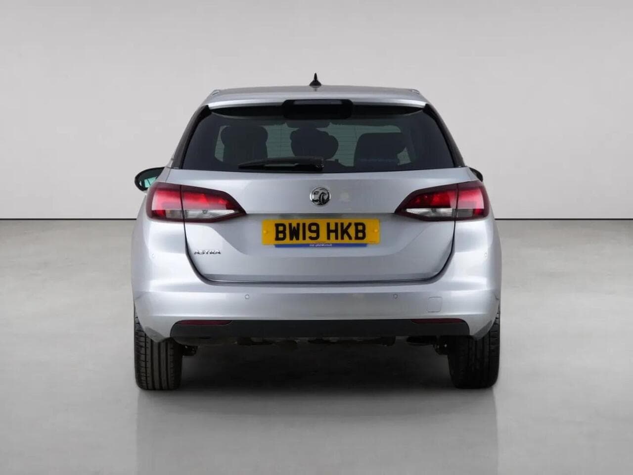 Vauxhall Astra thumbnail Rear