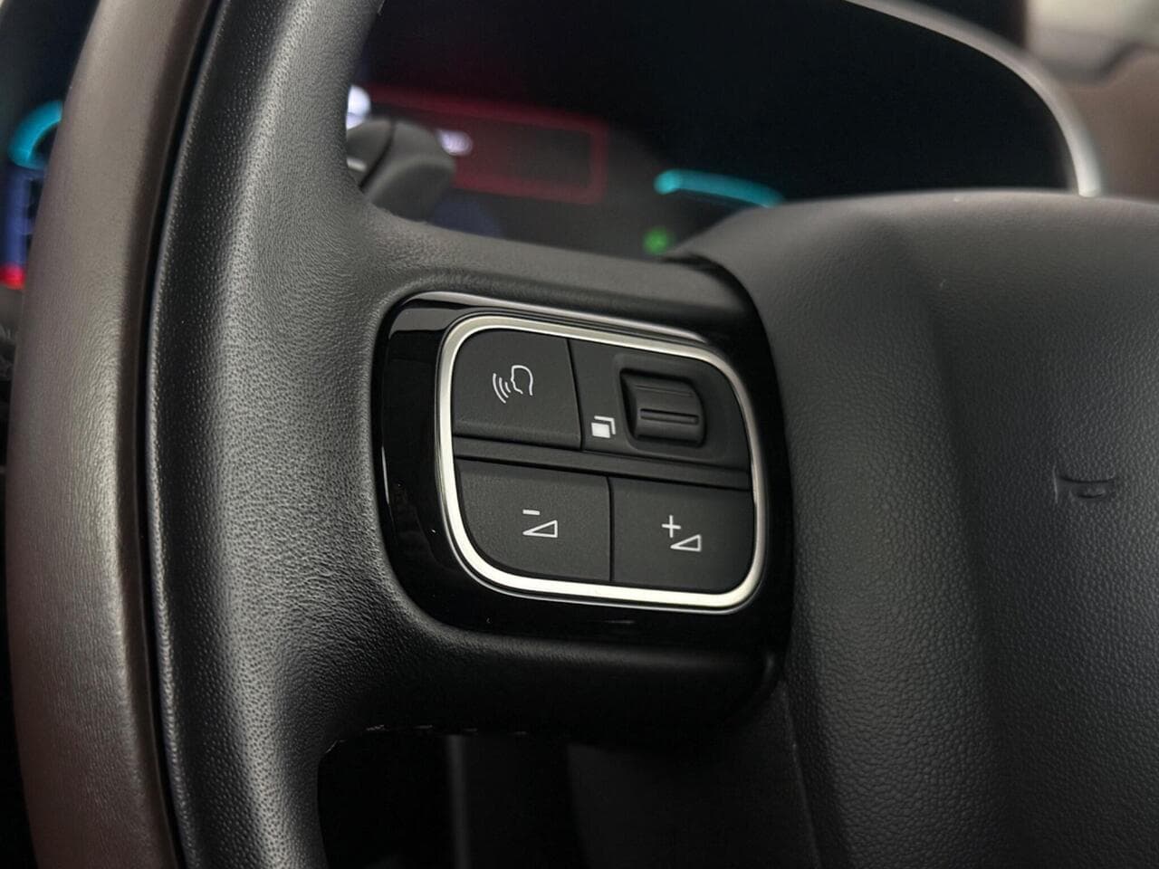 Citroen C5 Aircross thumbnail Misc Controls