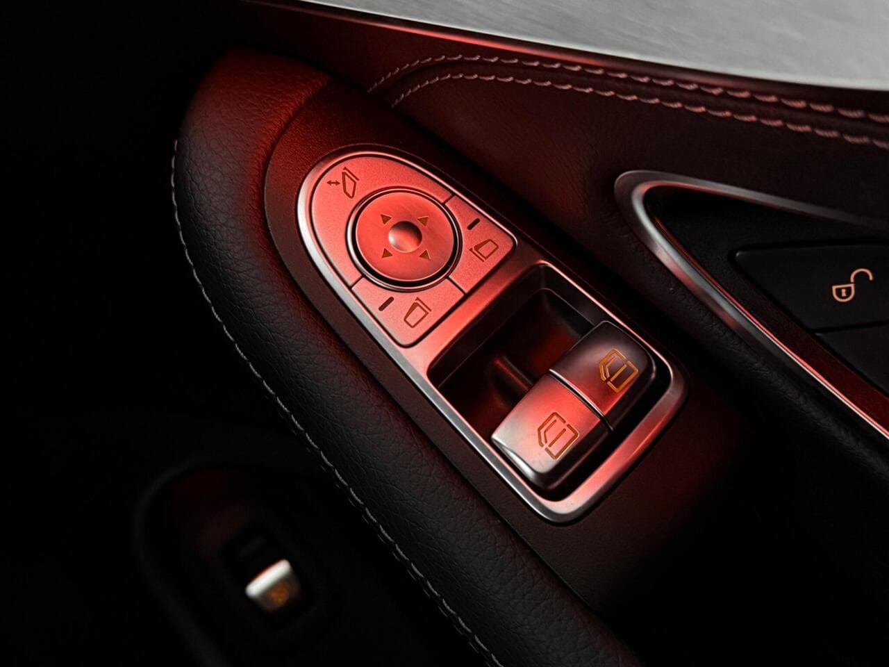 Mercedes-Benz C Class thumbnail Inconclusive