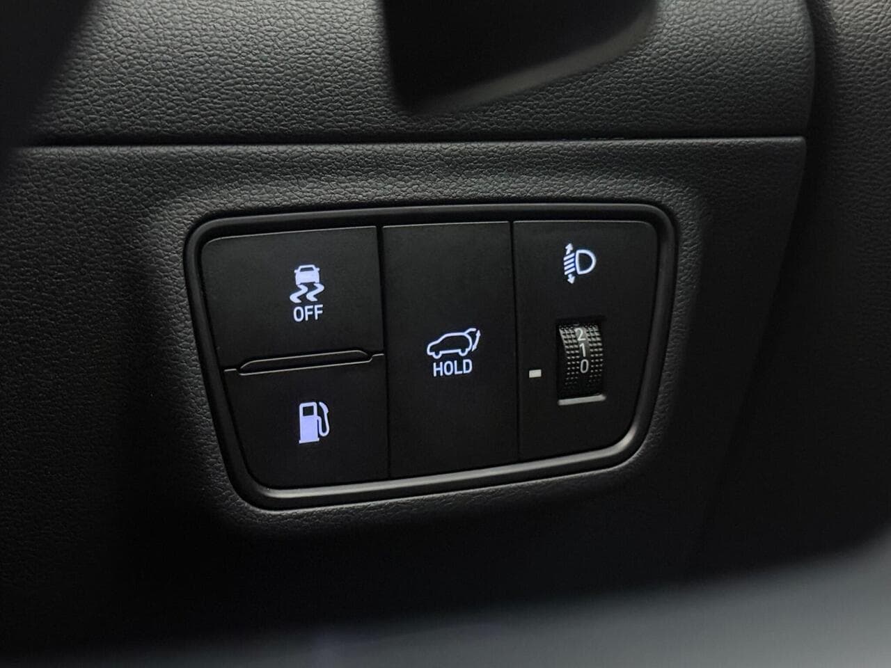 Hyundai TUCSON thumbnail Misc Controls
