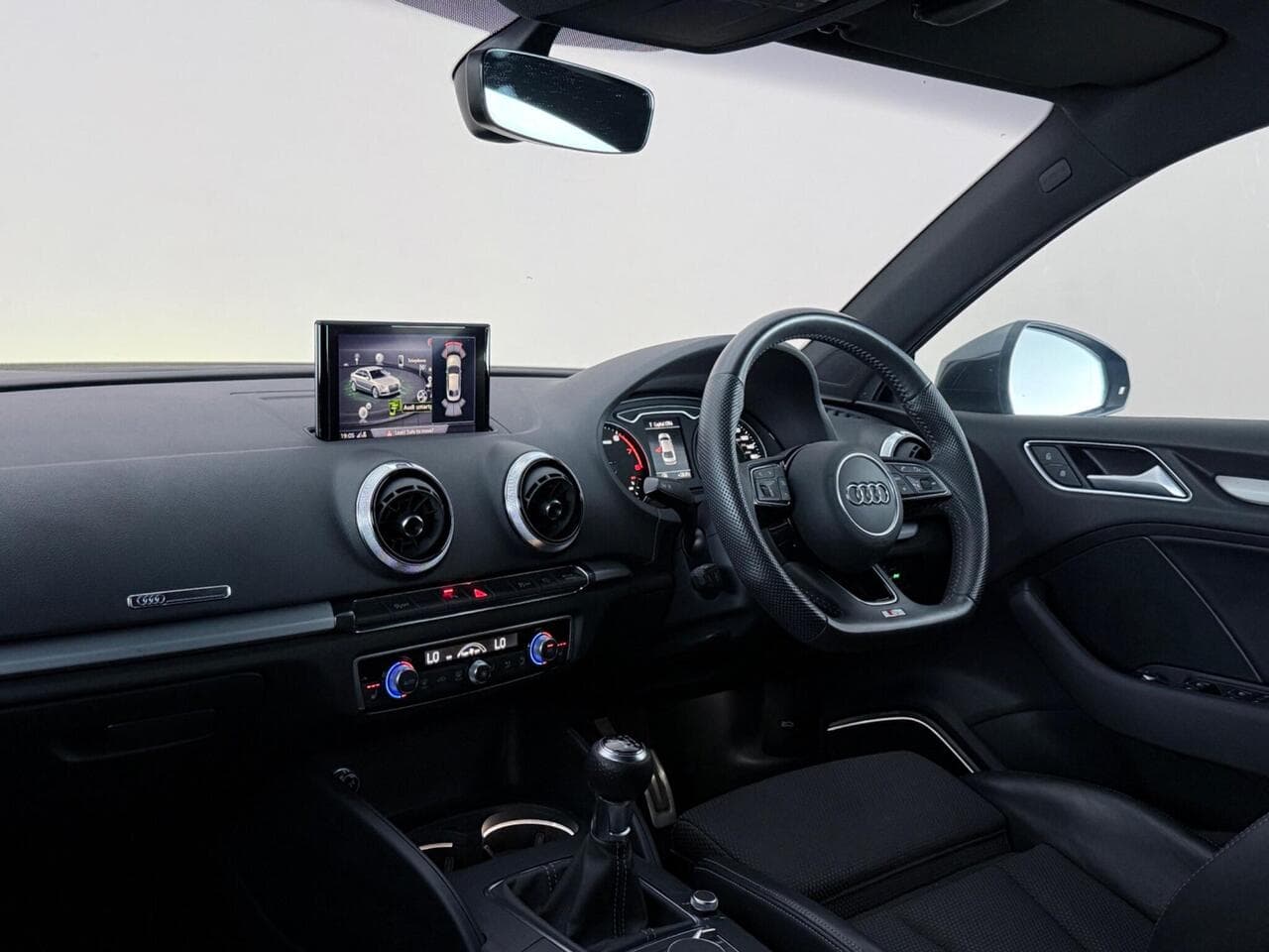 Audi A3 thumbnail Interior Front