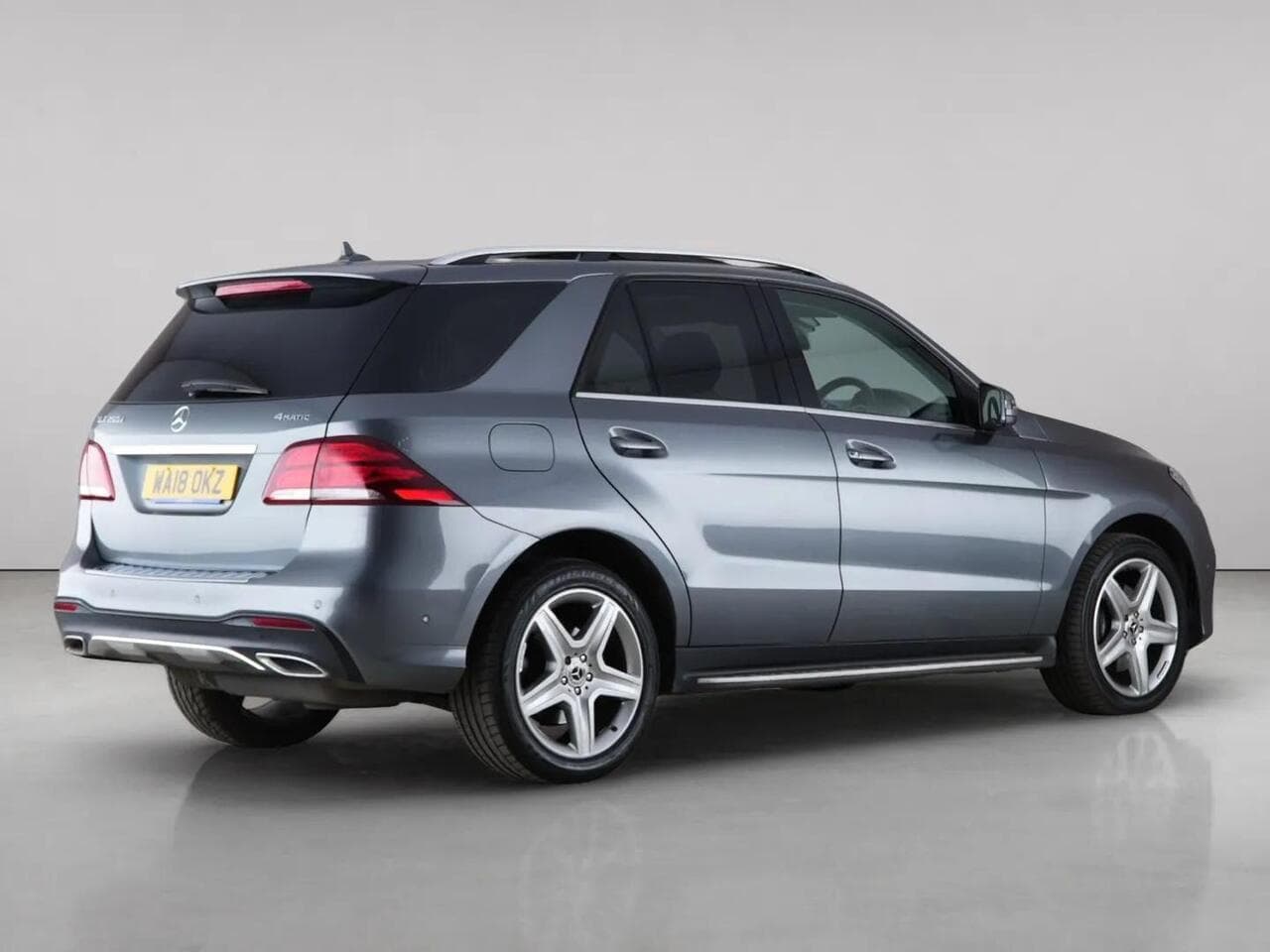 Mercedes-Benz GLE thumbnail Rear Right