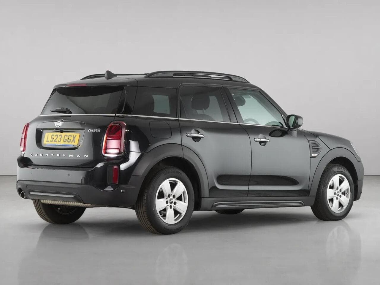 MINI Countryman thumbnail Rear Right