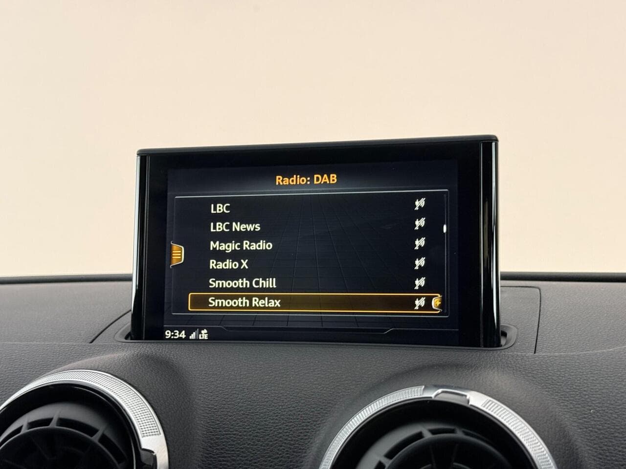 Audi A3 thumbnail Infotainment System