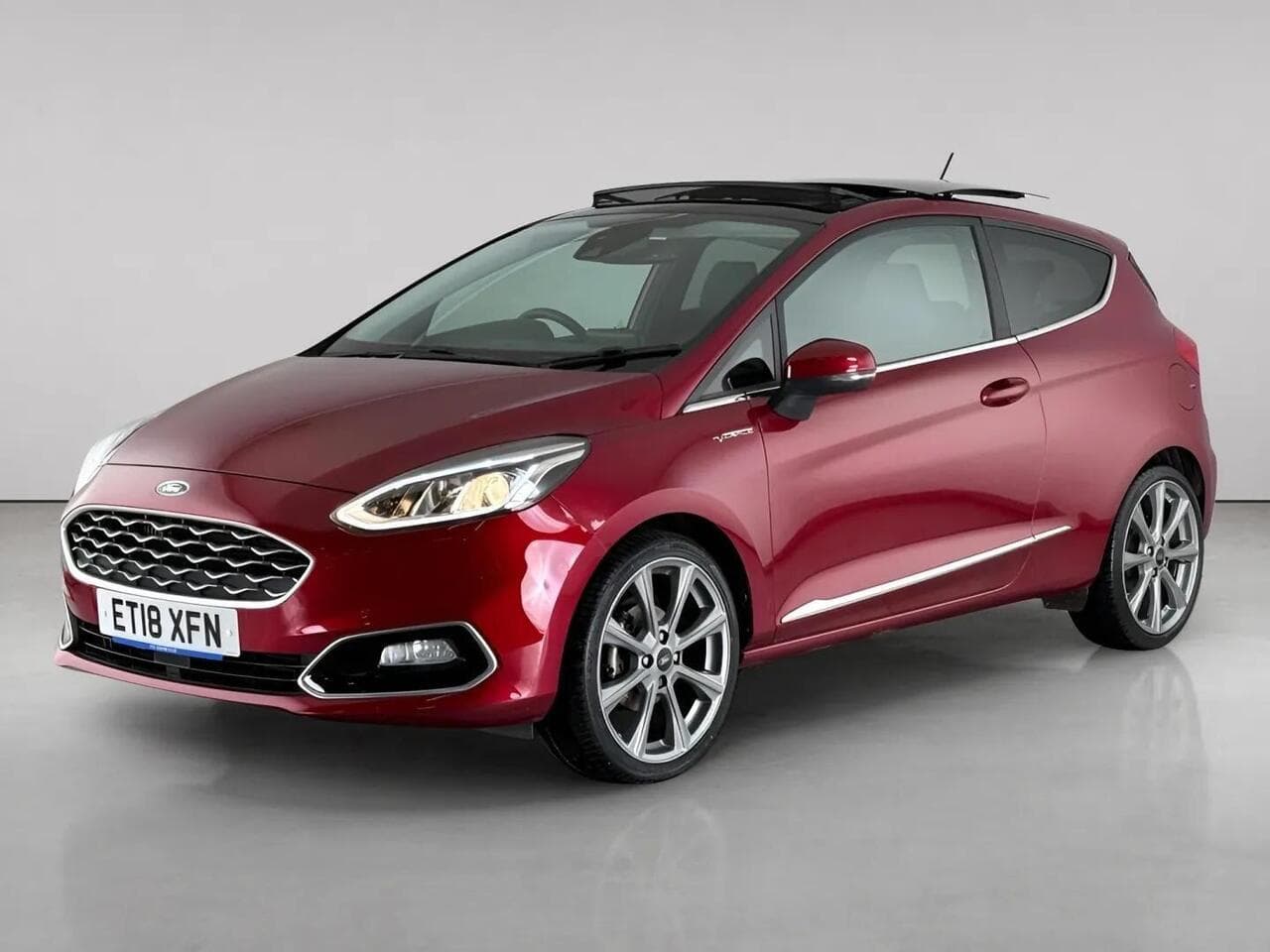 Ford Fiesta thumbnail Front Left
