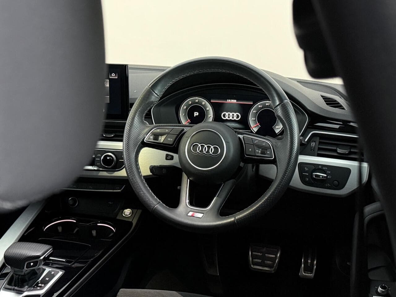 Audi A5 thumbnail Steering Wheel