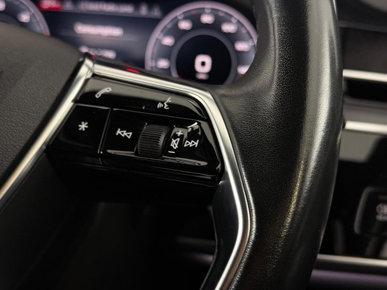 Audi A8 thumbnail Misc Controls