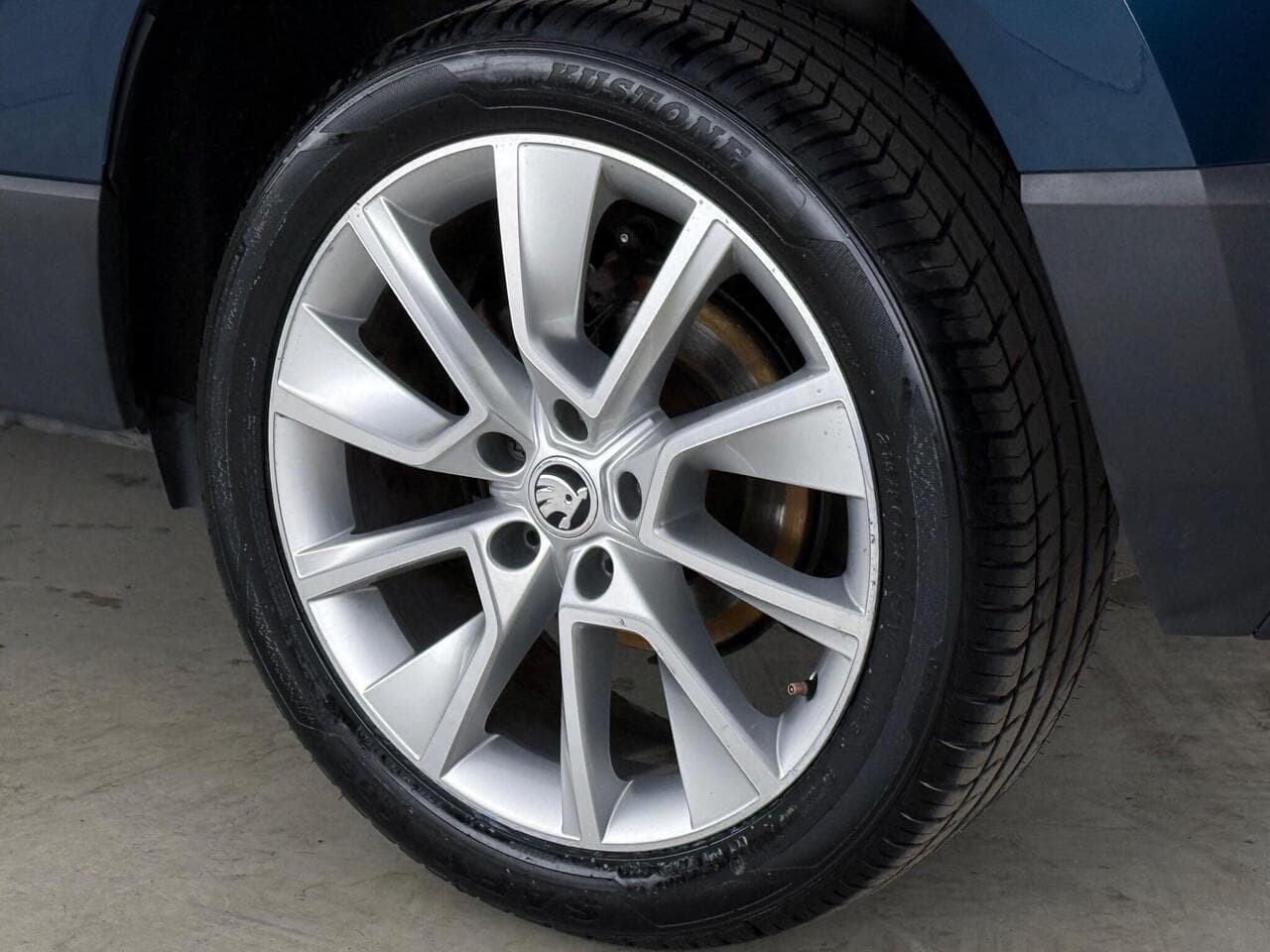 Skoda Karoq thumbnail Wheel