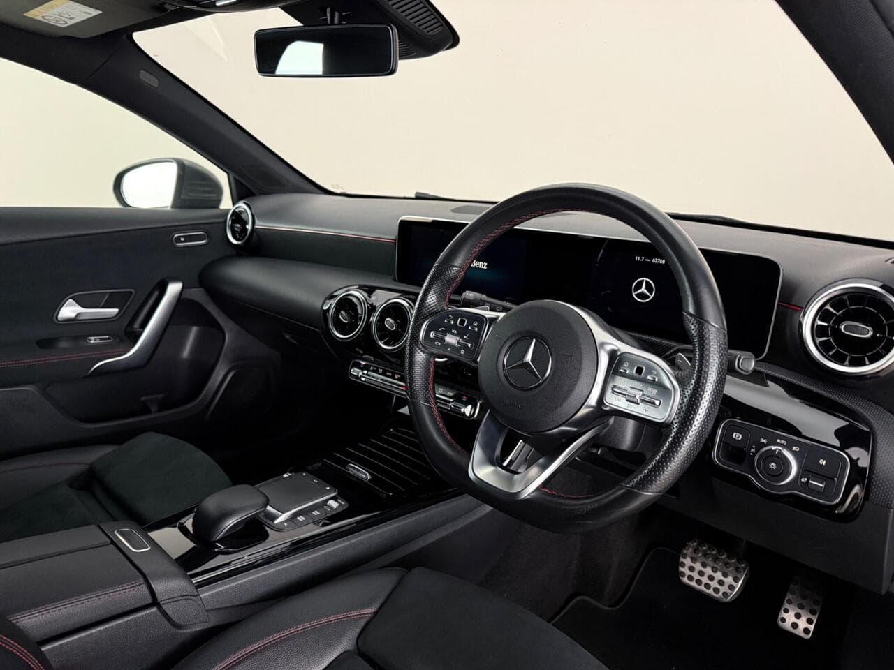 Mercedes-Benz A Class thumbnail Interior Front