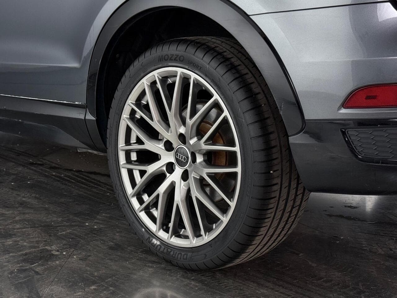 Audi Q3 thumbnail Wheel