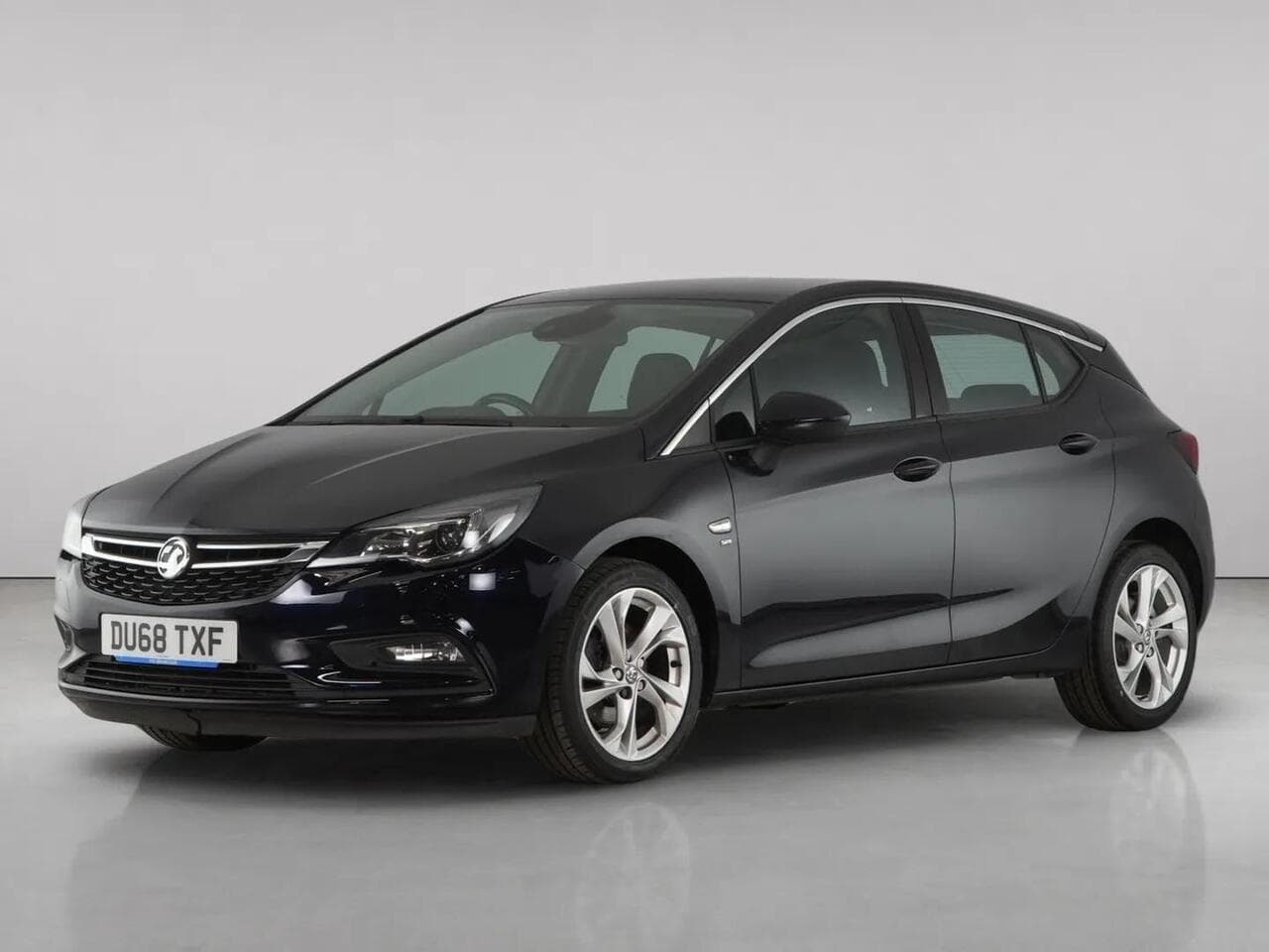 Vauxhall Astra thumbnail Front Left
