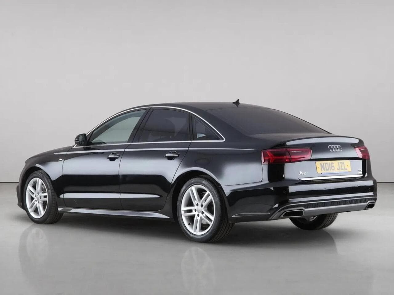 Audi A6 Saloon thumbnail Rear Left