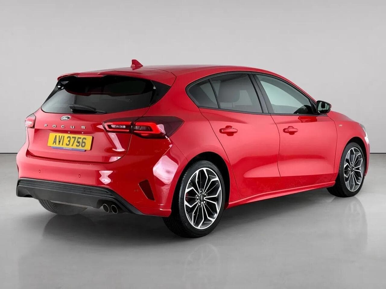 Ford Focus thumbnail Rear Right