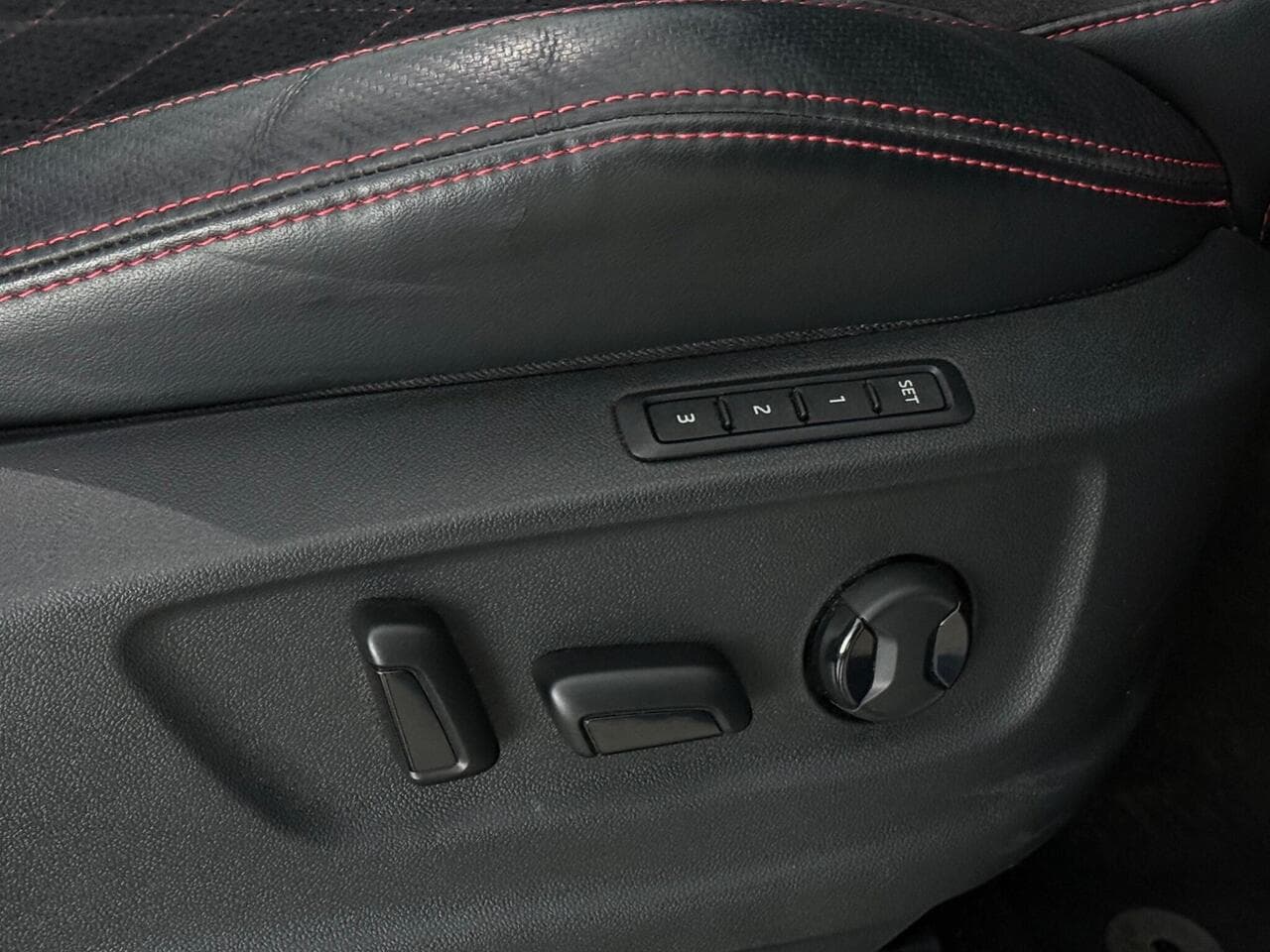 Skoda Kodiaq thumbnail Misc Controls