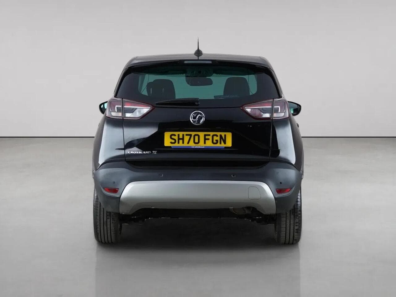 Vauxhall Crossland X thumbnail Rear