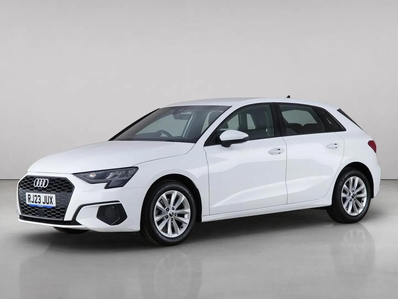 Audi A3 thumbnail Front Left