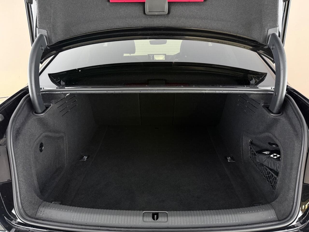 Audi A4 thumbnail Boot