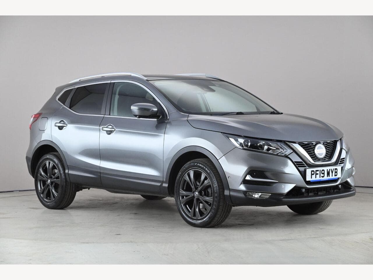 Nissan Qashqai - Nissan Qashqai 1.3 DIG-T N-Connecta Euro 6 (s/s) 5dr